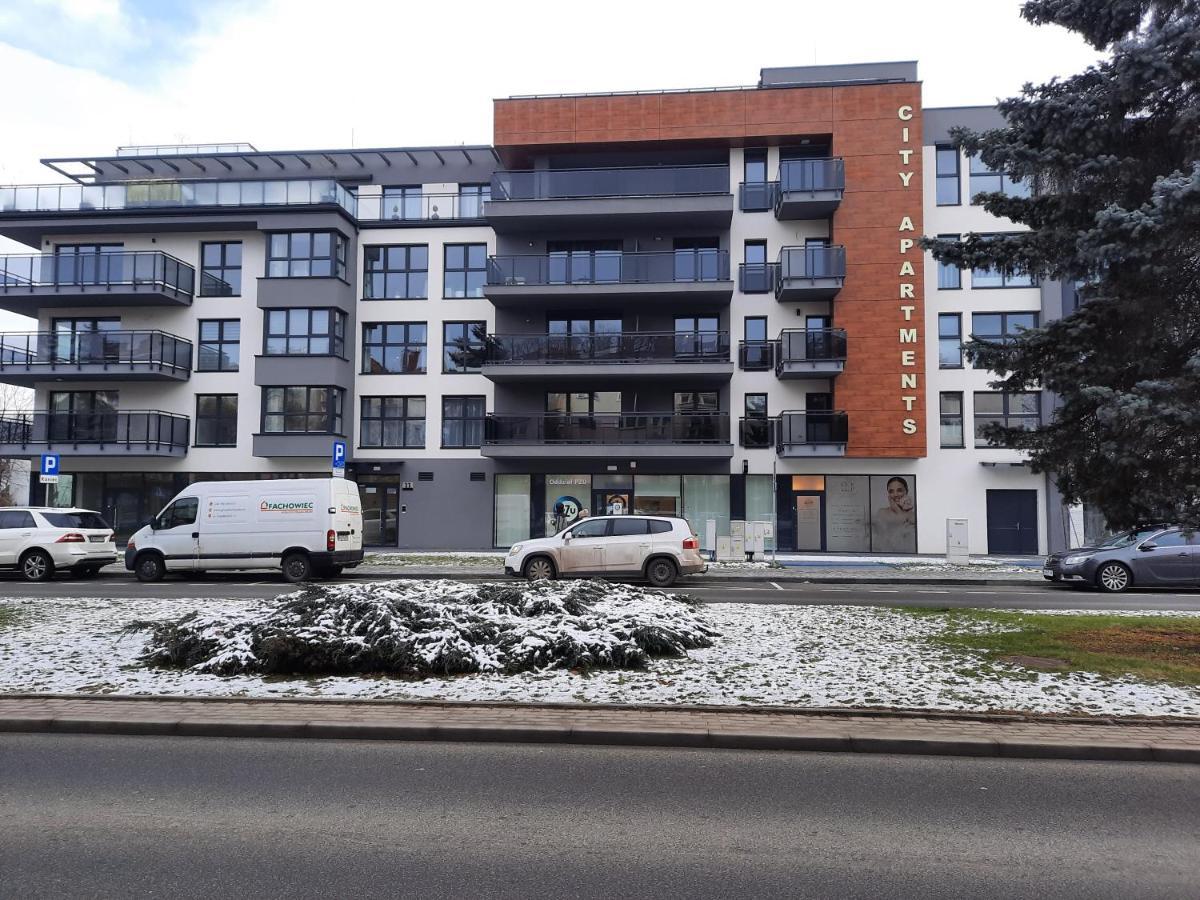 Apartament Przy Plantach โนวิซอนช์ ภายนอก รูปภาพ
