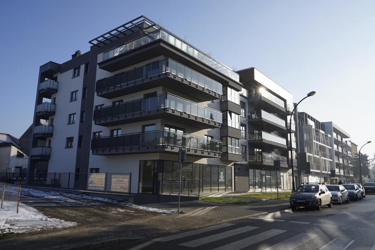 Apartament Przy Plantach โนวิซอนช์ ภายนอก รูปภาพ